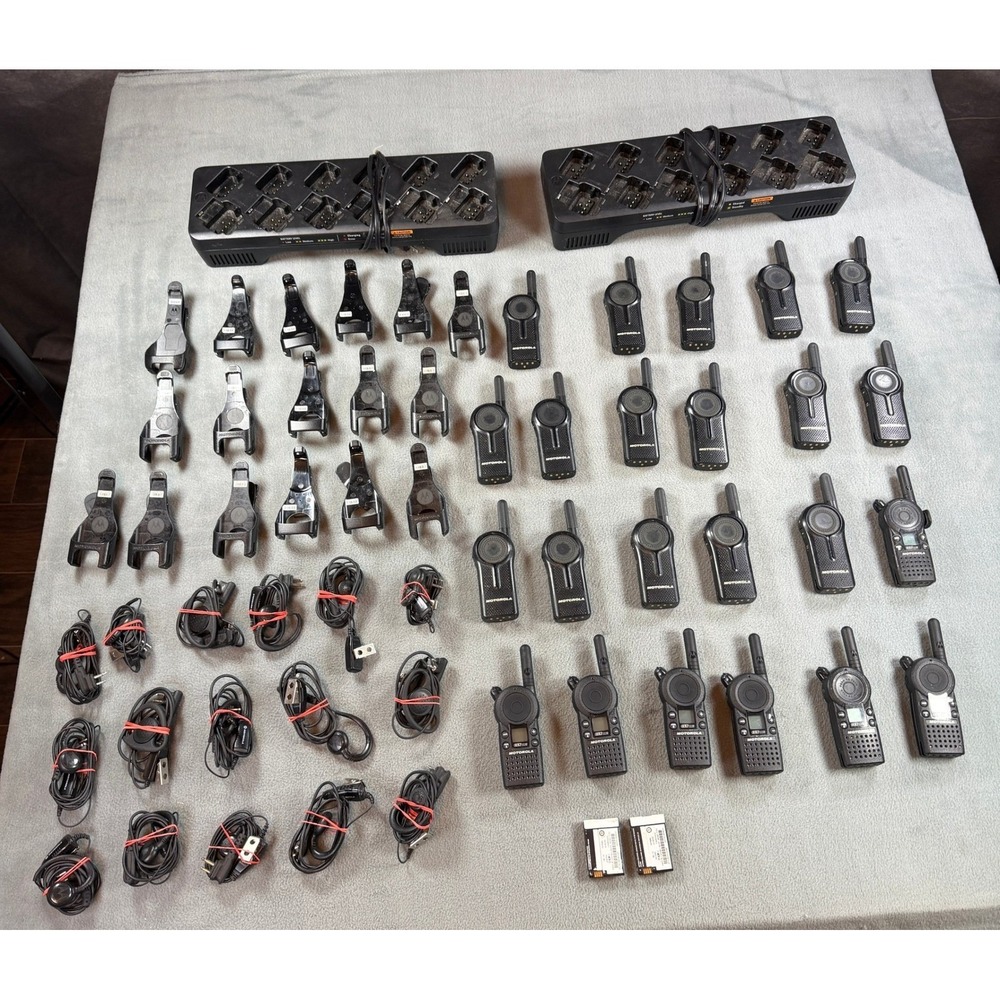 24 Motorola DLR1020 CLS1110 Business Radios w/ Chargers, Headsets, BT90